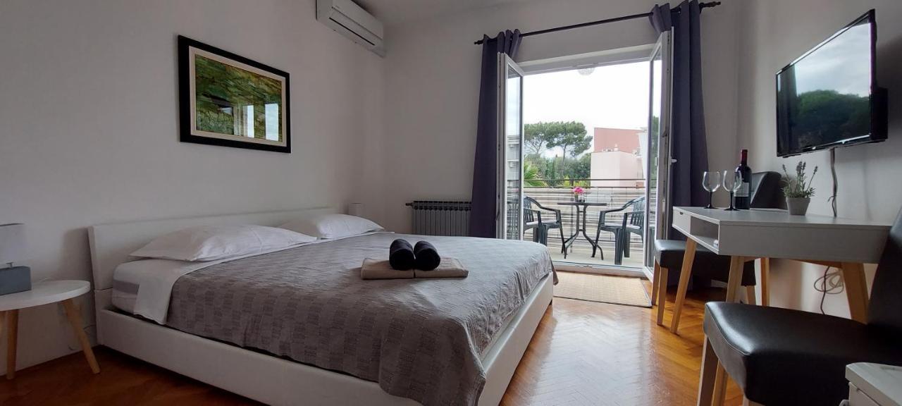 Villa Salvia Rooms And Apartments ロヴィニ エクステリア 写真