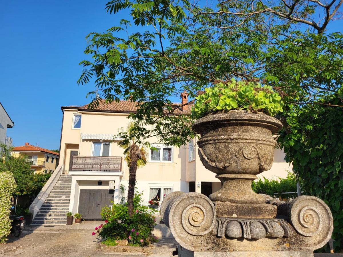 Villa Salvia Rooms And Apartments ロヴィニ エクステリア 写真
