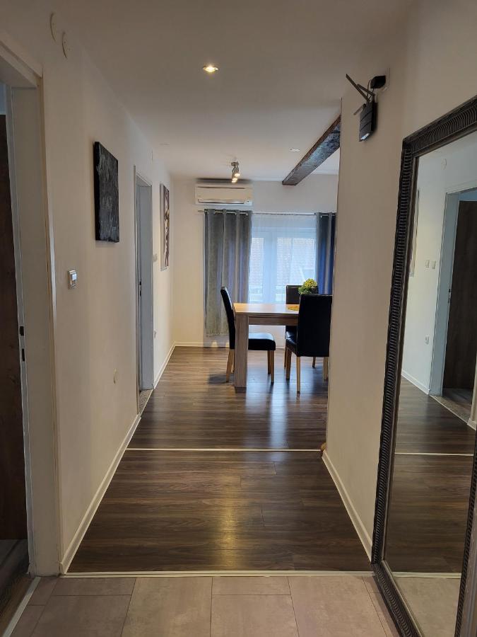 Villa Salvia Rooms And Apartments ロヴィニ エクステリア 写真